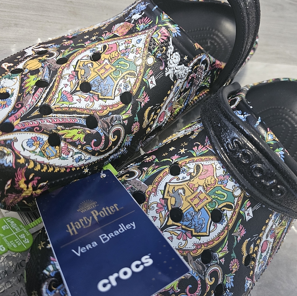 CROCS - Picture 2 of 6